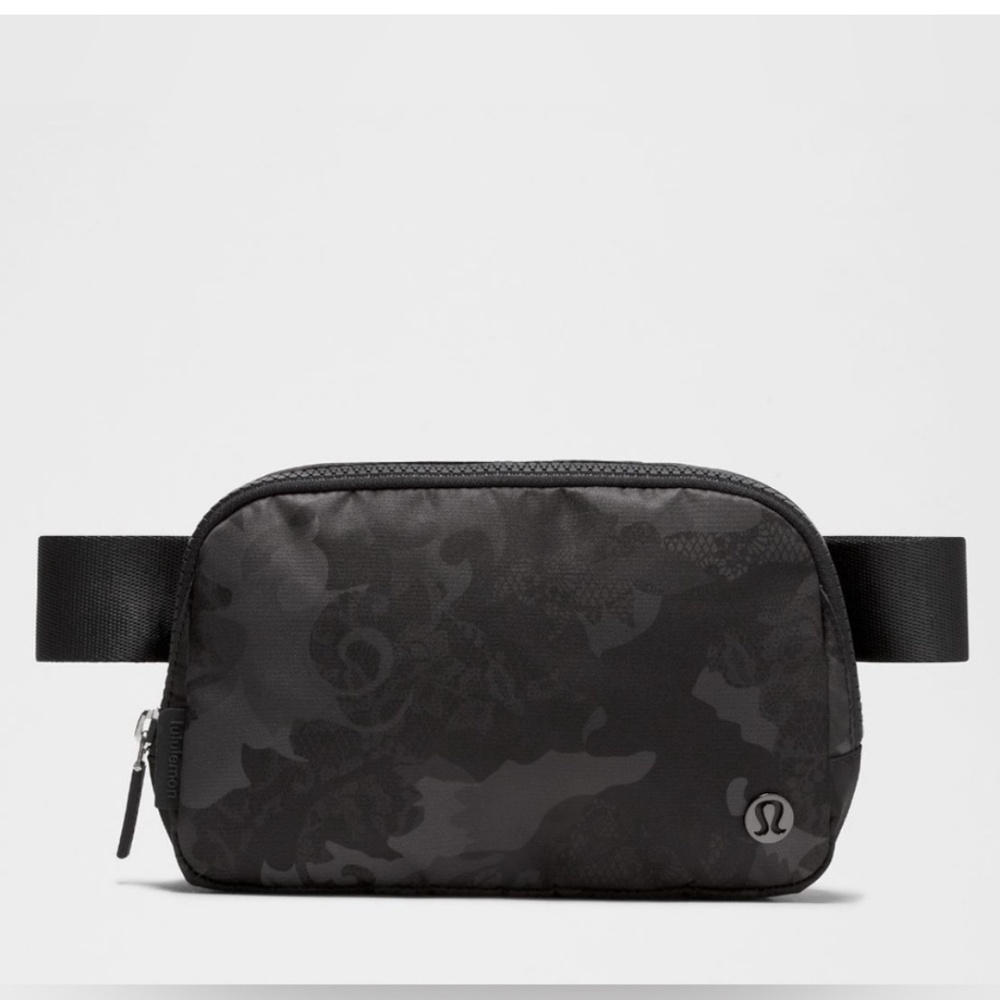 Lululemon Everywhere Belt Bag 1L, Hidden Heritage Lace Black Multi/Black—NWT